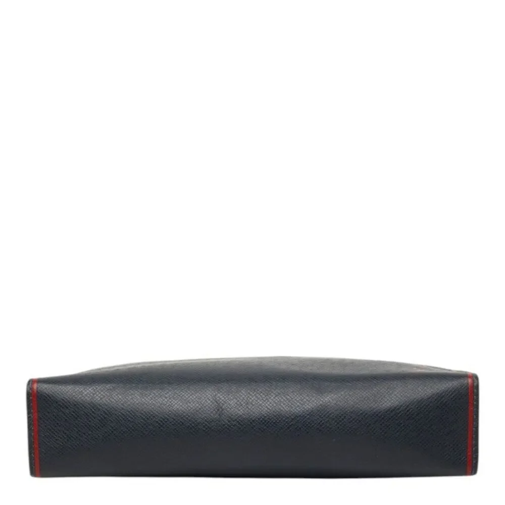 Louis Vuitton Taiga Pochette Voyage